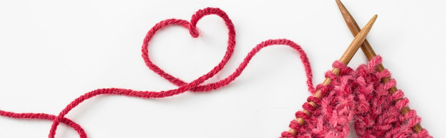 tricot en forme de coeur