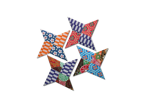 étoile japonaise en origami